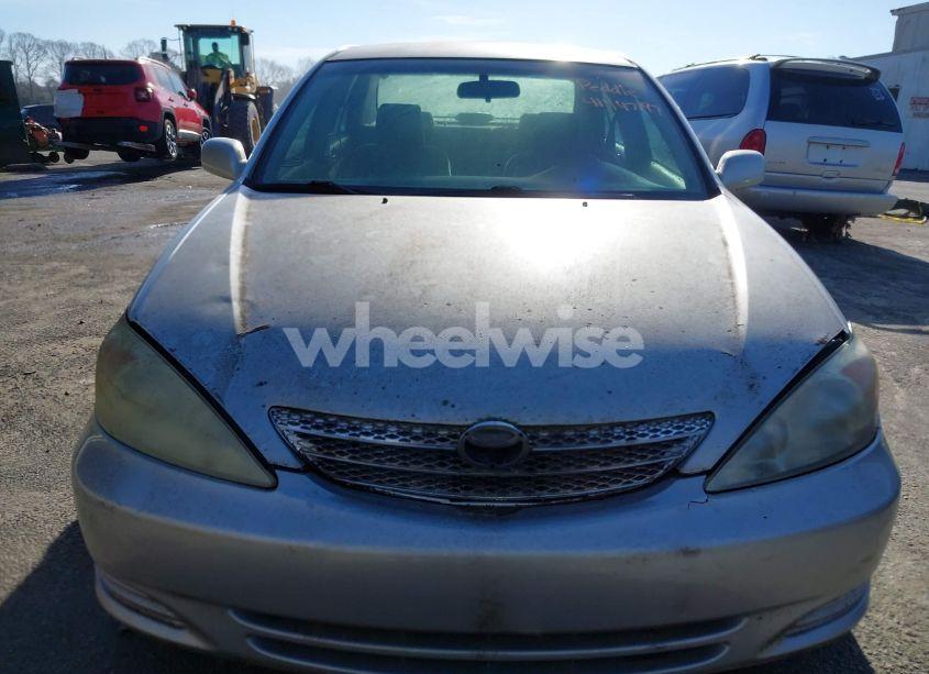 Photo 6 of 2004 Toyota Camry LE (VIN 4T1BE32K14U345123)