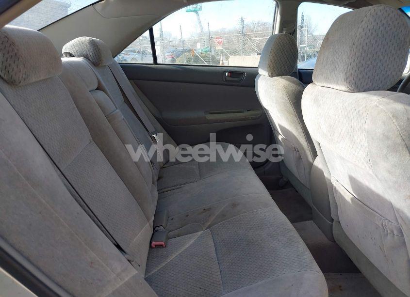 Photo 8 of 2004 Toyota Camry LE (VIN 4T1BE32K14U345123)
