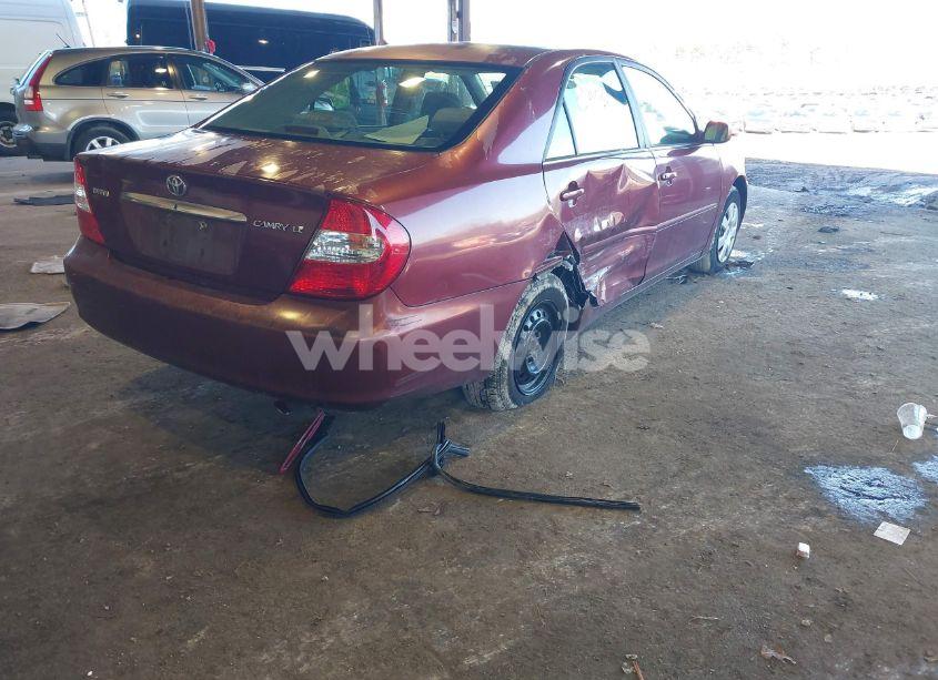 Photo 4 of 2004 Toyota Camry LE/SE/STD/XLE (VIN 4T1BE32K14U357935)