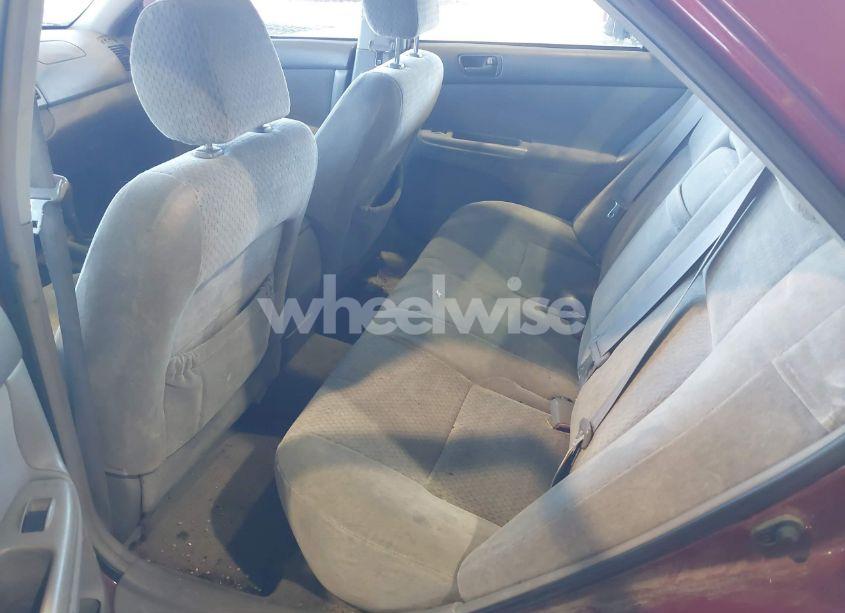 Photo 8 of 2004 Toyota Camry LE/SE/STD/XLE (VIN 4T1BE32K14U357935)