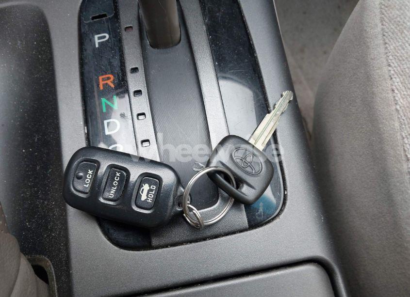 Photo 11 of 2004 Toyota Camry LE (VIN 4T1BE32K14U360088)