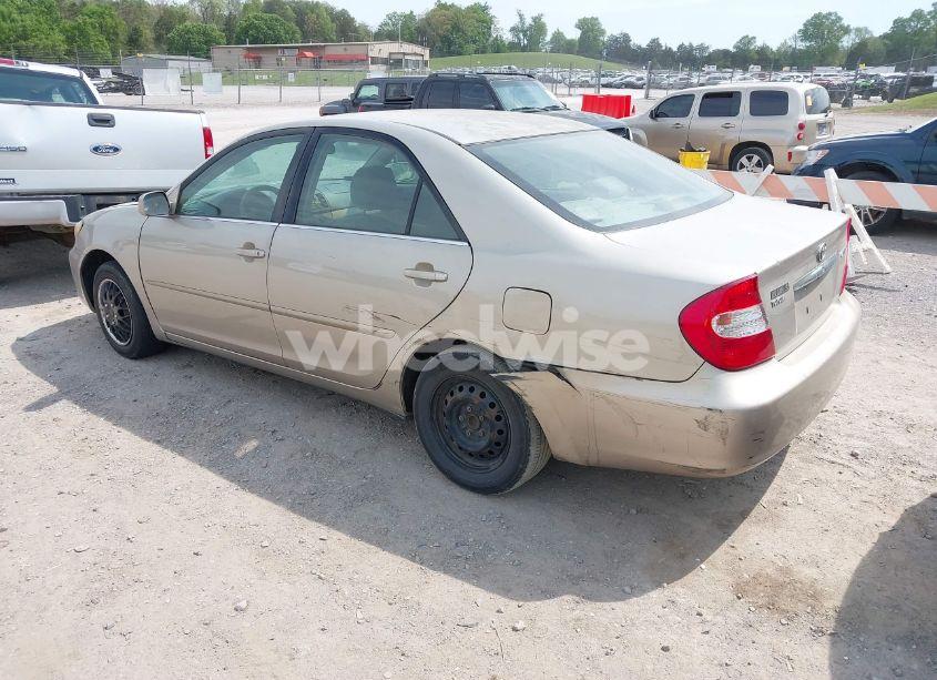 Photo 6 of 2004 Toyota Camry LE (VIN 4T1BE32K14U846576)