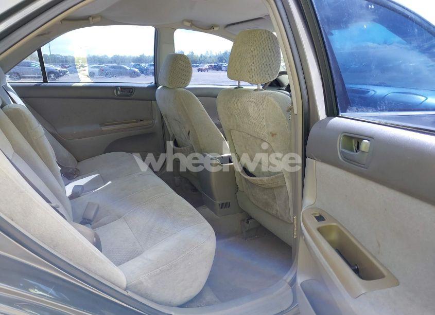 Photo 8 of 2004 Toyota Camry LE (VIN 4T1BE32K14U853494)