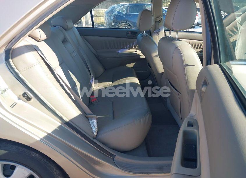 Photo 8 of 2004 Toyota Camry LE (VIN 4T1BE32K14U866925)