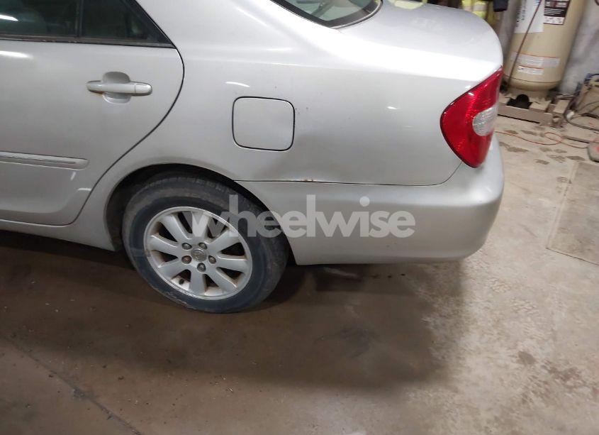 Photo 6 of 2004 Toyota Camry XLE (VIN 4T1BE32K14U872420)