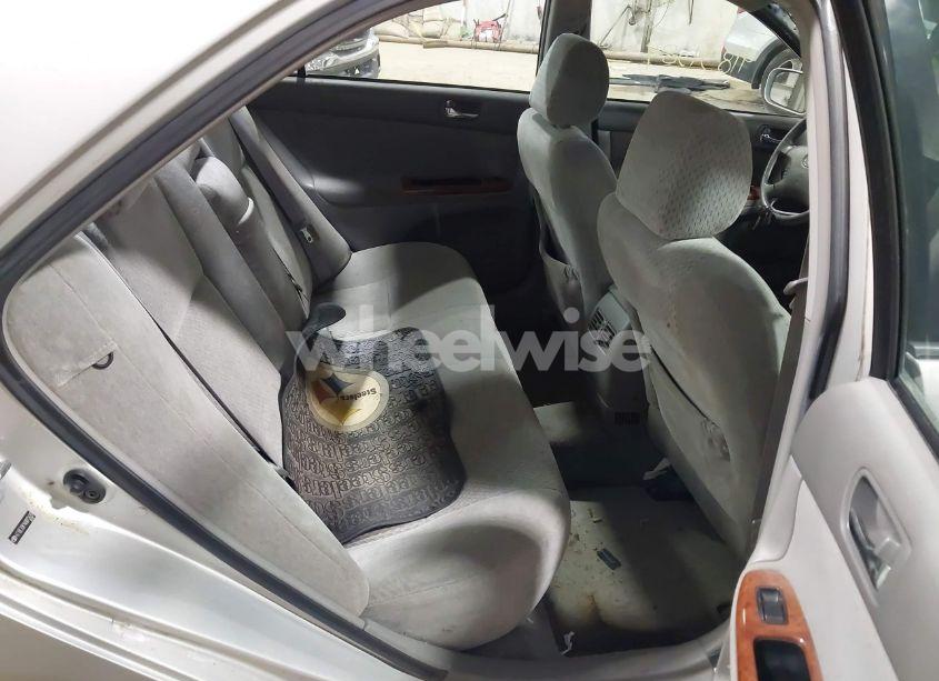 Photo 8 of 2004 Toyota Camry XLE (VIN 4T1BE32K14U872420)