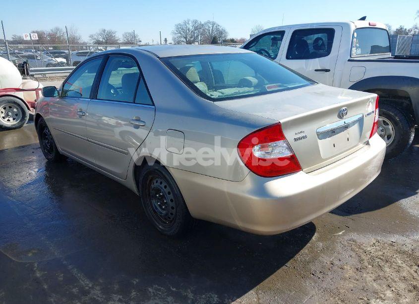 Photo 3 of 2004 Toyota Camry XLE (VIN 4T1BE32K14U913497)