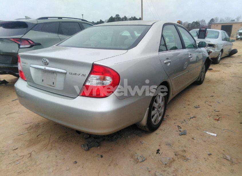 Photo 4 of 2004 Toyota Camry XLE (VIN 4T1BE32K14U923978)