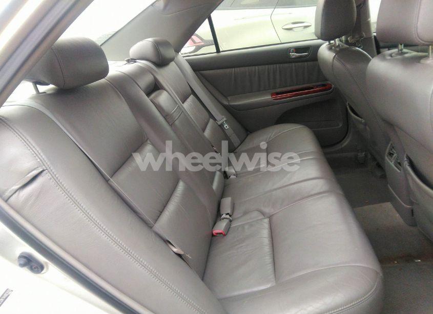 Photo 8 of 2004 Toyota Camry XLE (VIN 4T1BE32K14U923978)