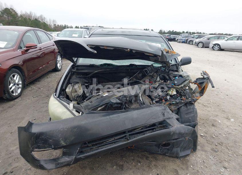 Photo 12 of 2005 Toyota Camry SE (VIN 4T1BE32K15U048810)