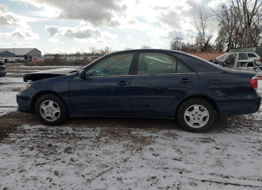 Photo 14 of 2005 Toyota Camry LE (VIN 4T1BE32K15U060195)