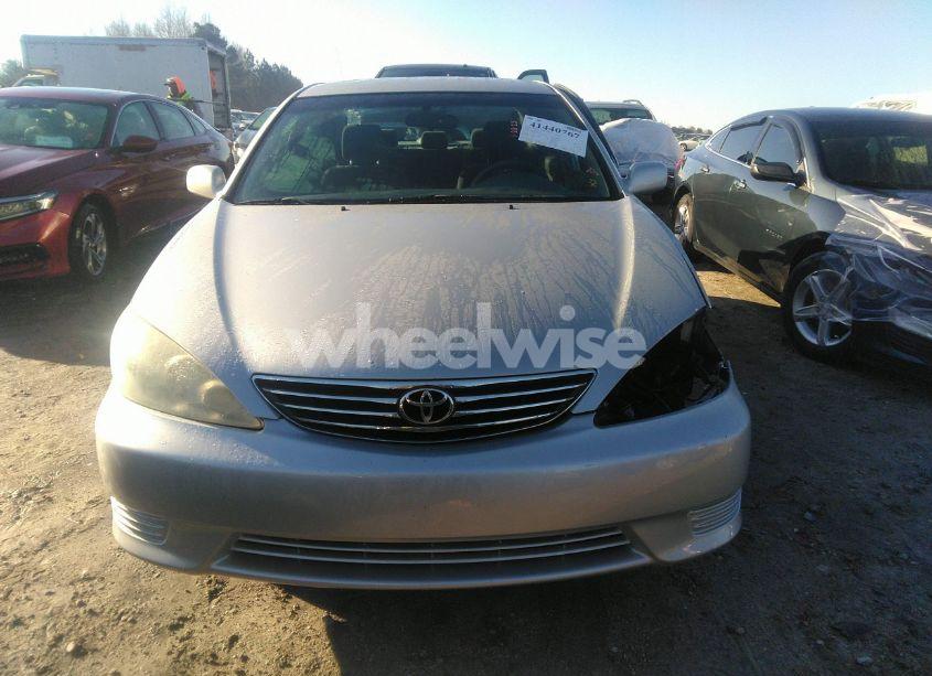 Photo 12 of 2005 Toyota Camry LE (VIN 4T1BE32K15U079183)