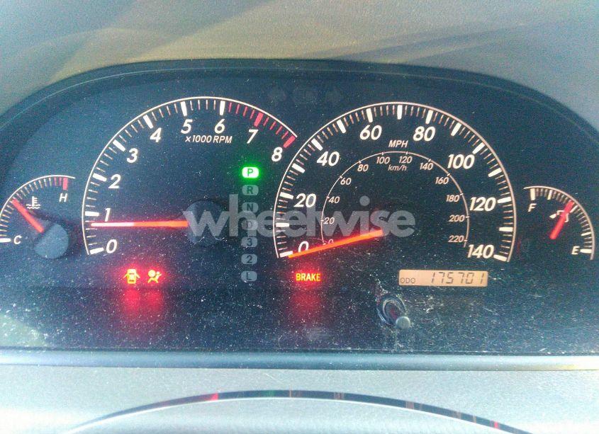 Photo 7 of 2005 Toyota Camry LE (VIN 4T1BE32K15U079183)