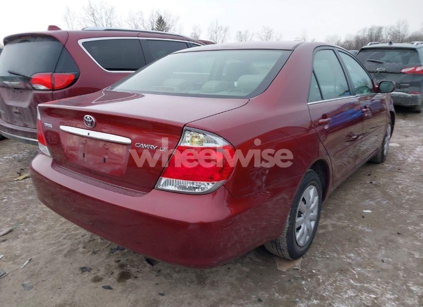 Photo 4 of 2005 Toyota Camry LE (VIN 4T1BE32K15U091396)