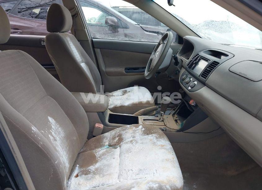 Photo 5 of 2005 Toyota Camry LE (VIN 4T1BE32K15U385655)