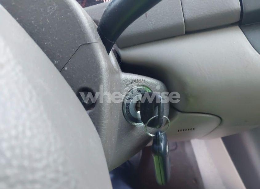 Photo 11 of 2005 Toyota Camry LE/XLE/SE (VIN 4T1BE32K15U396591)