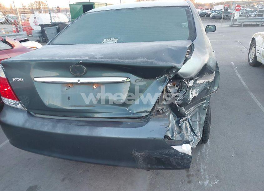 Photo 12 of 2005 Toyota Camry LE/XLE/SE (VIN 4T1BE32K15U396591)