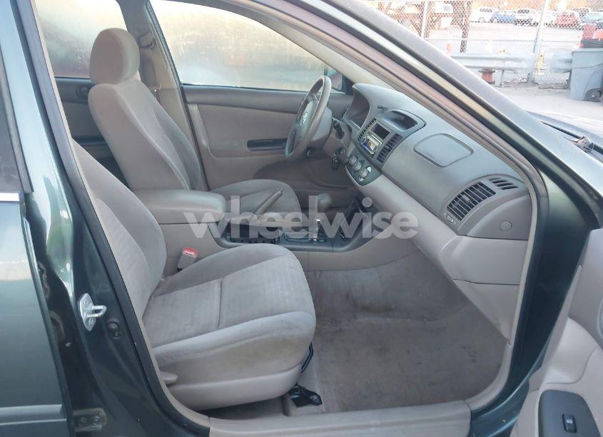 Photo 5 of 2005 Toyota Camry LE/XLE/SE (VIN 4T1BE32K15U396591)