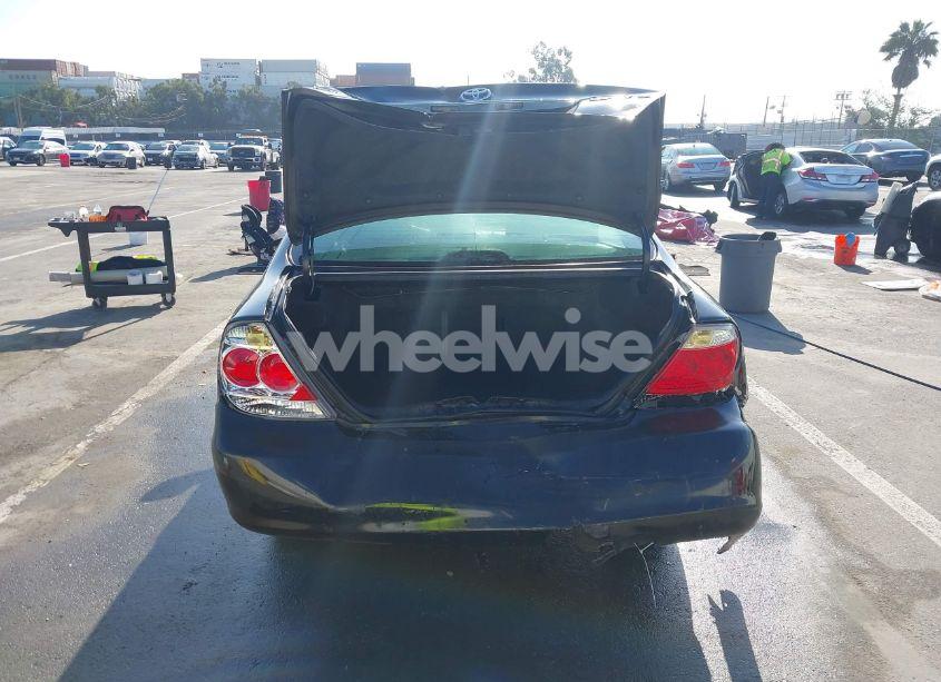 Photo 6 of 2005 Toyota Camry LE (VIN 4T1BE32K15U397207)