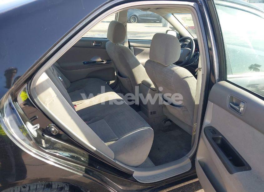 Photo 8 of 2005 Toyota Camry LE (VIN 4T1BE32K15U397207)