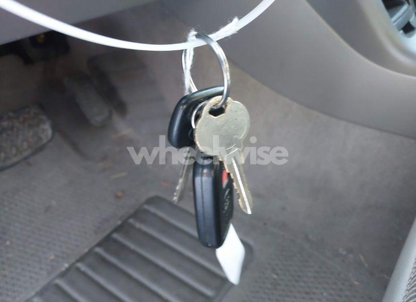 Photo 11 of 2005 Toyota Camry LE (VIN 4T1BE32K15U407332)