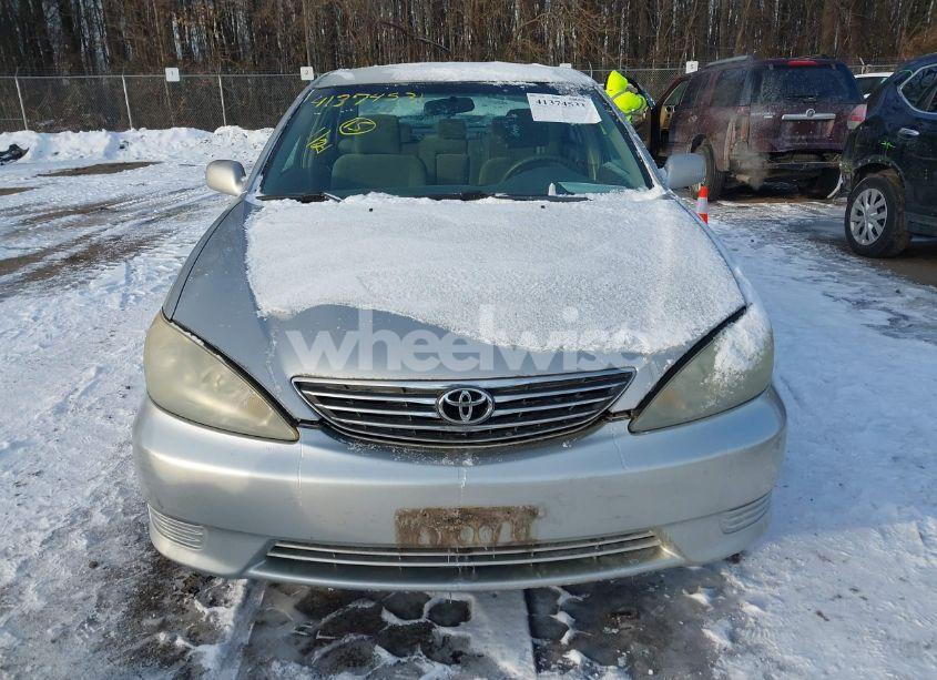 Photo 12 of 2005 Toyota Camry LE (VIN 4T1BE32K15U407332)