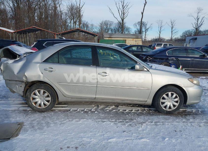 Photo 13 of 2005 Toyota Camry LE (VIN 4T1BE32K15U407332)