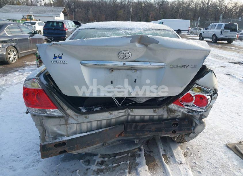 Photo 16 of 2005 Toyota Camry LE (VIN 4T1BE32K15U407332)