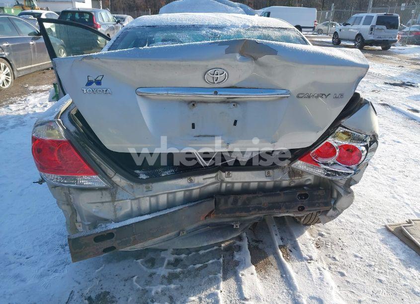 Photo 6 of 2005 Toyota Camry LE (VIN 4T1BE32K15U407332)