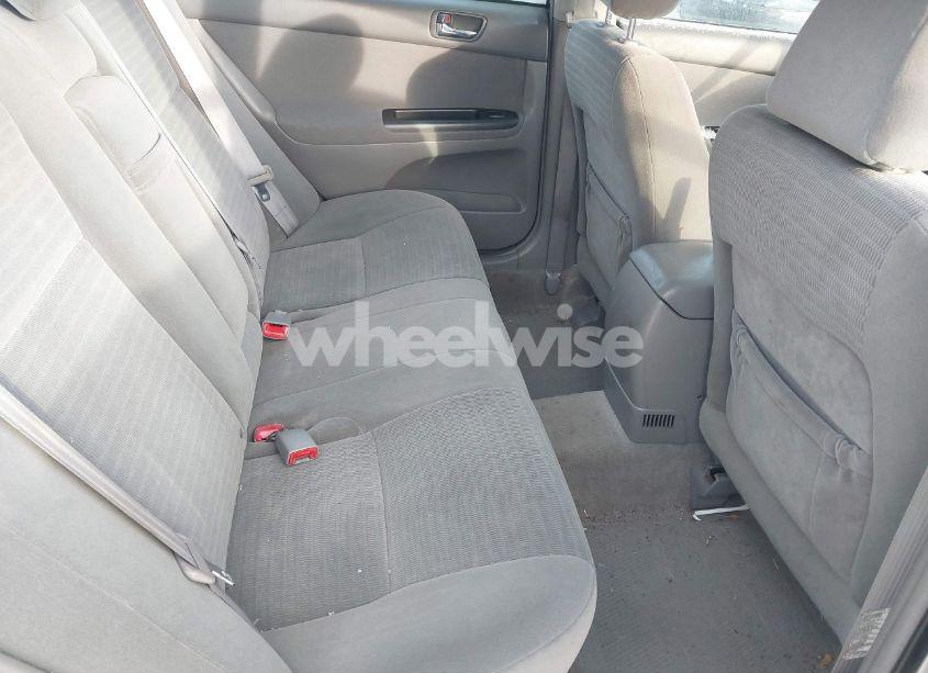 Photo 8 of 2005 Toyota Camry LE (VIN 4T1BE32K15U407332)