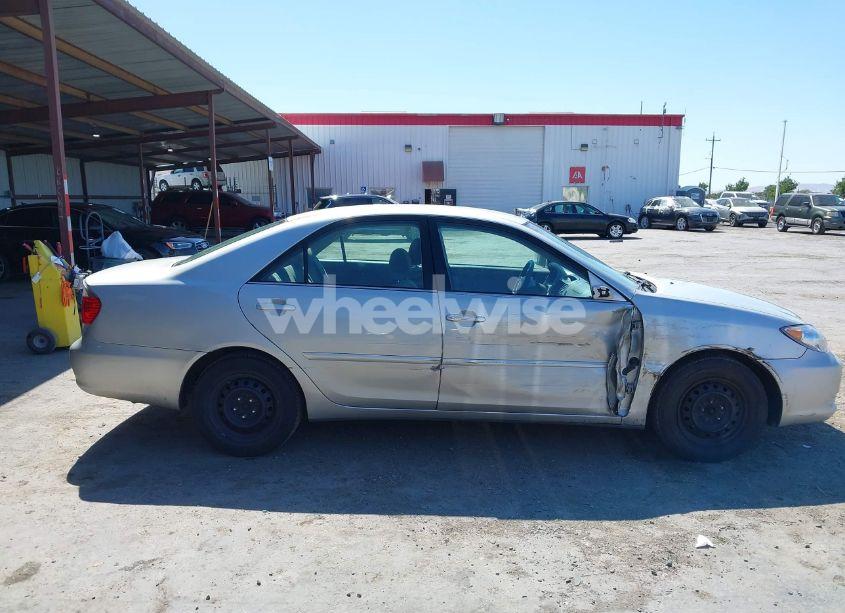 Photo 12 of 2005 Toyota Camry LE (VIN 4T1BE32K15U413499)