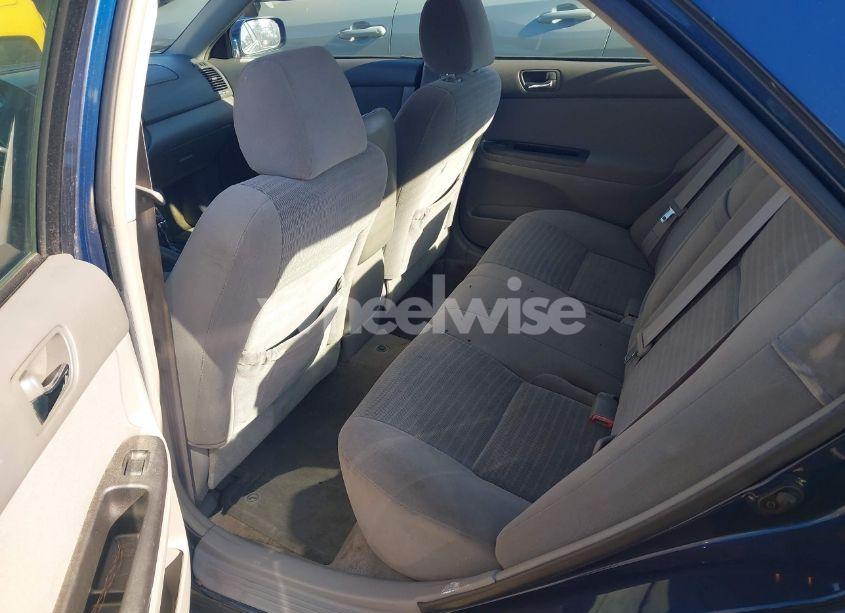 Photo 8 of 2005 Toyota Camry LE (VIN 4T1BE32K15U423594)