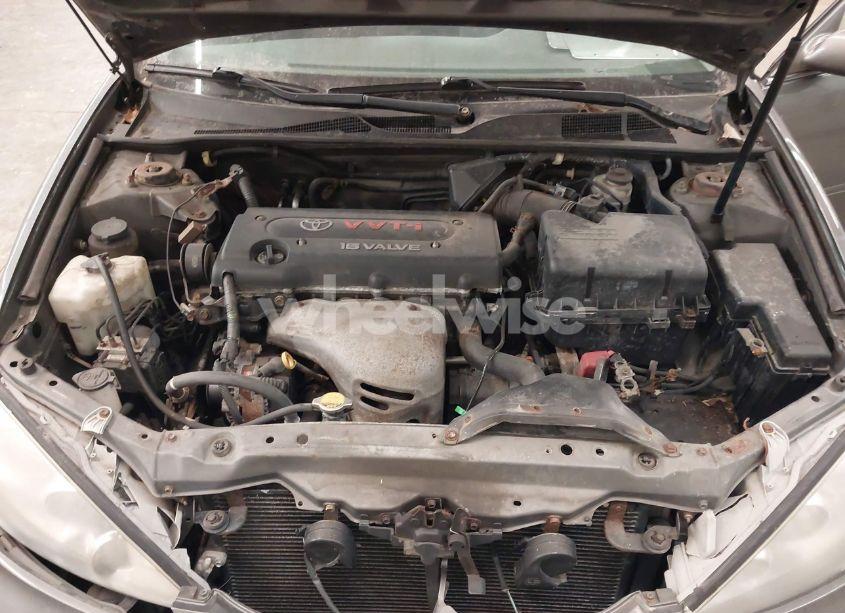 Photo 10 of 2005 Toyota Camry LE (VIN 4T1BE32K15U517541)