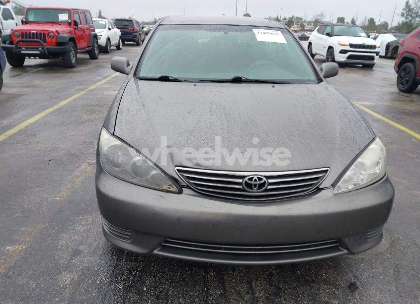 Photo 6 of 2005 Toyota Camry LE (VIN 4T1BE32K15U544349)