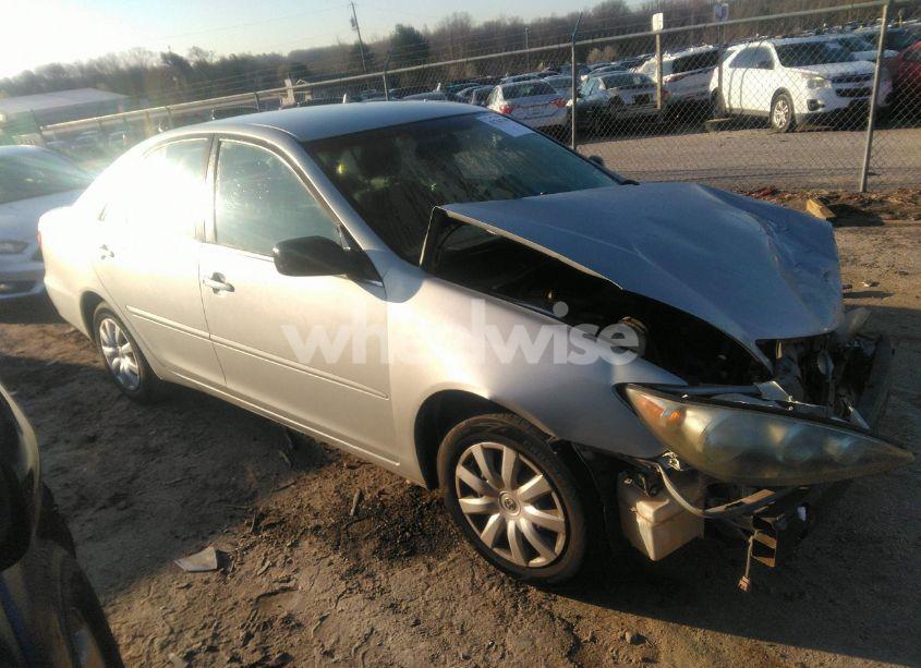 2005 Toyota Camry STD (VIN 4T1BE32K15U573852) main photo
