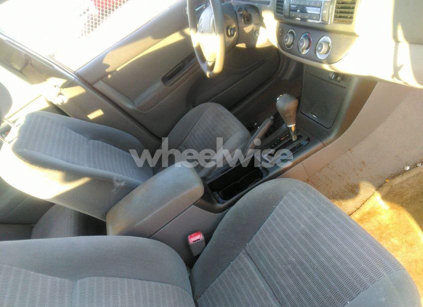 Photo 5 of 2005 Toyota Camry STD (VIN 4T1BE32K15U573852)