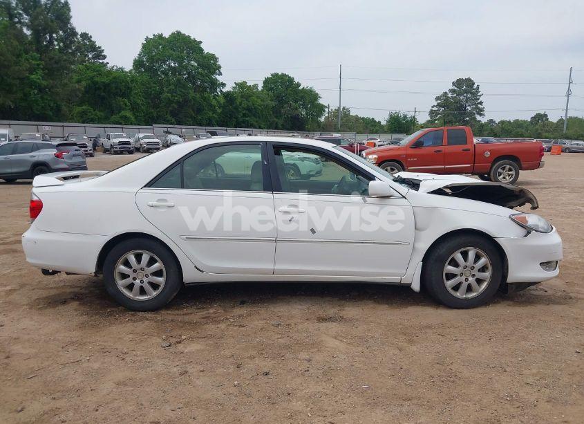 Photo 14 of 2005 Toyota Camry XLE (VIN 4T1BE32K15U580686)