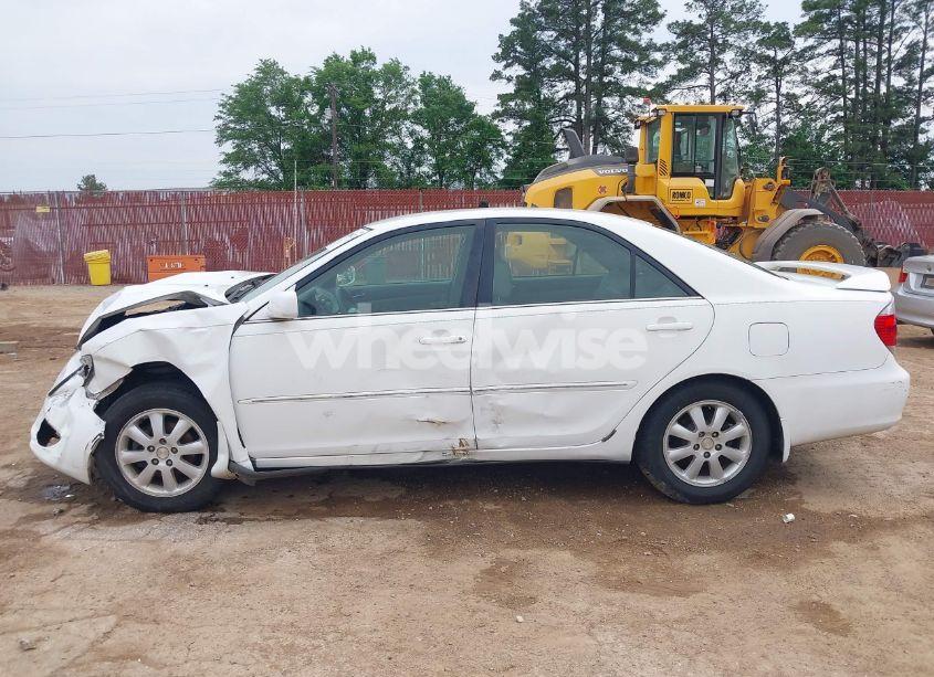 Photo 18 of 2005 Toyota Camry XLE (VIN 4T1BE32K15U580686)