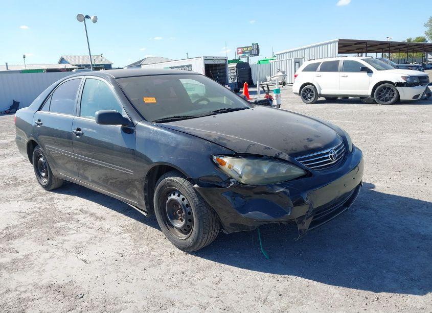 2005 Toyota Camry STD (VIN 4T1BE32K15U592482) main photo