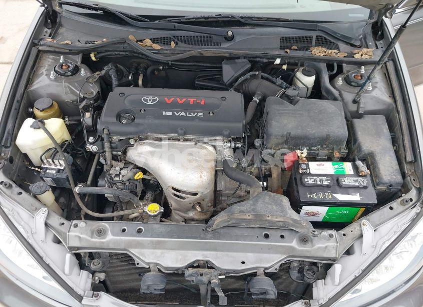 Photo 10 of 2005 Toyota Camry LE (VIN 4T1BE32K15U944136)