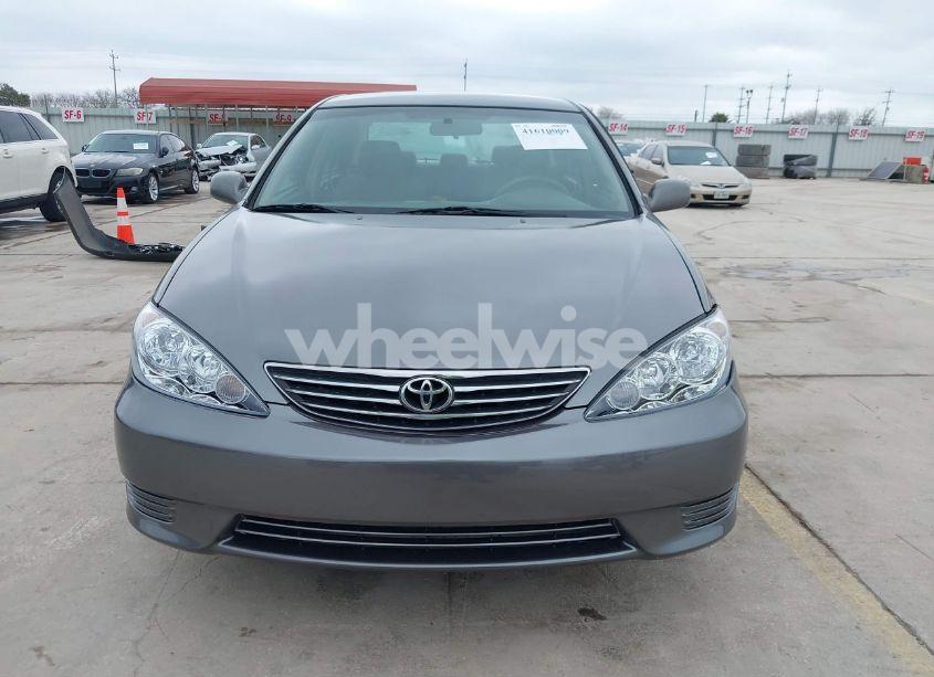 Photo 13 of 2005 Toyota Camry LE (VIN 4T1BE32K15U944136)