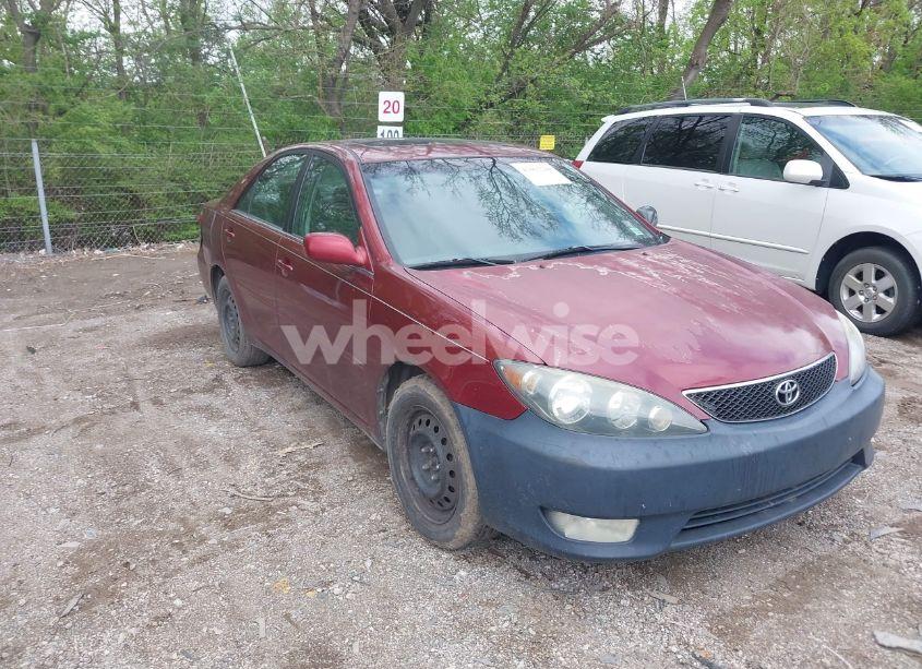2006 Toyota Camry SE (VIN 4T1BE32K16U138556) main photo