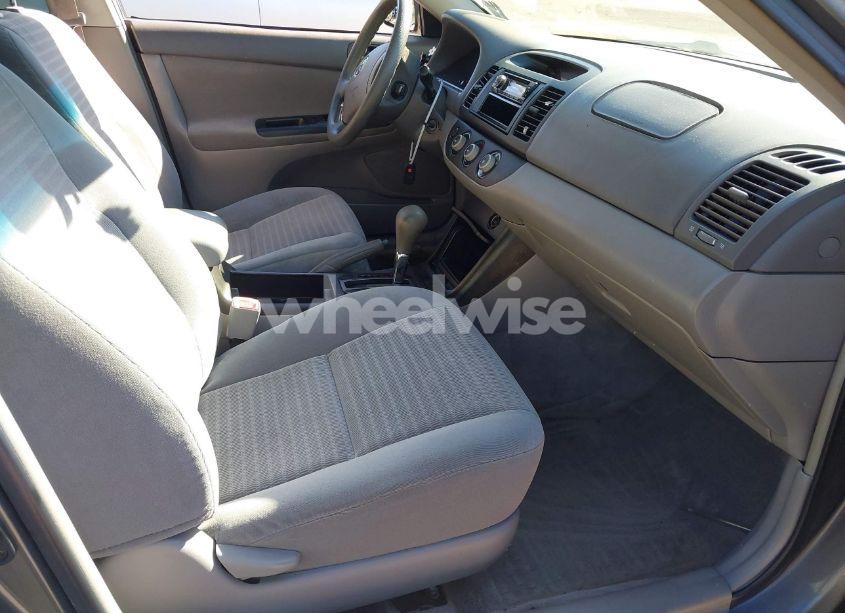 Photo 5 of 2006 Toyota Camry LE (VIN 4T1BE32K16U663746)