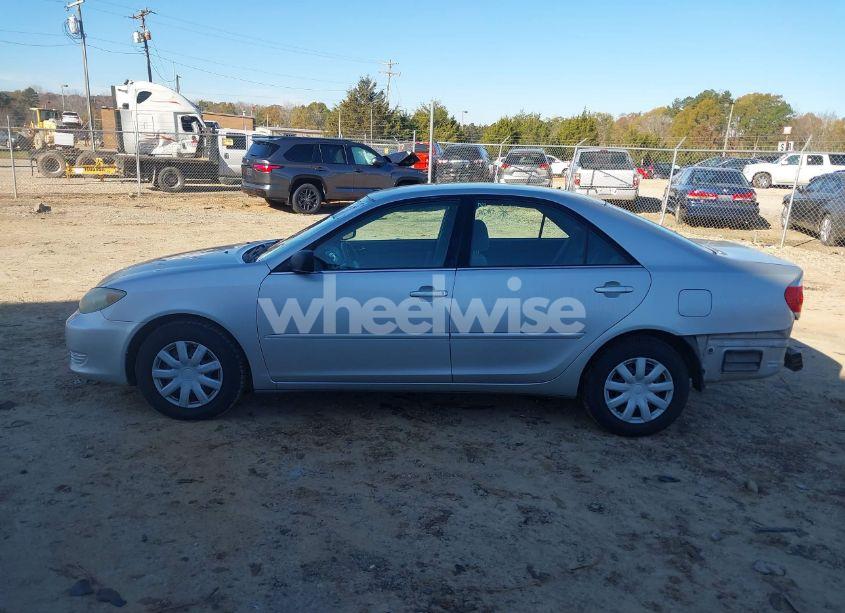 Photo 14 of 2006 Toyota Camry STD (VIN 4T1BE32K16U669059)