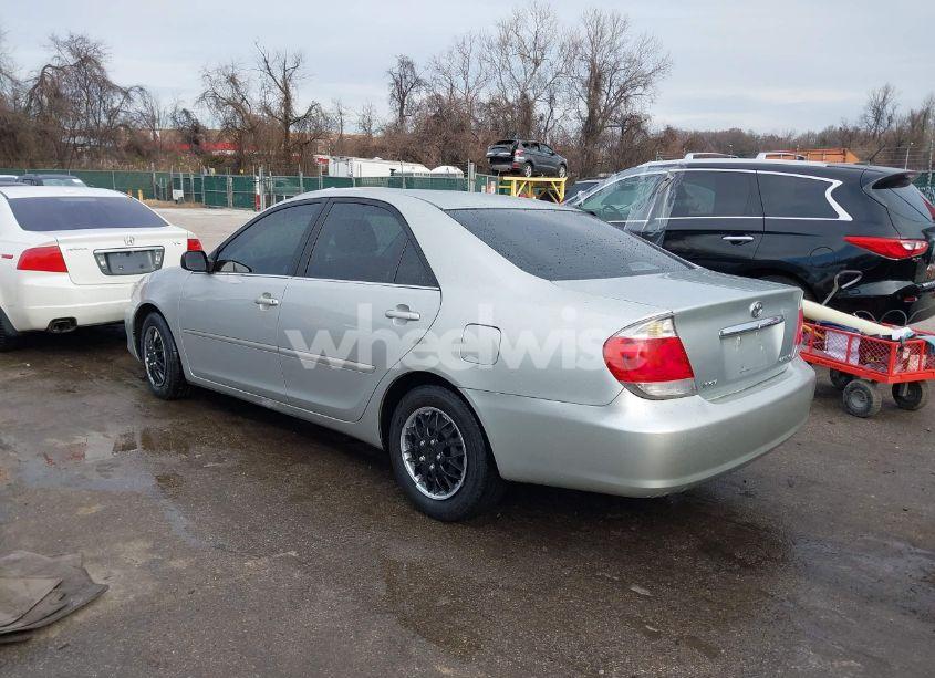 Photo 3 of 2006 Toyota Camry STD (VIN 4T1BE32K16U692258)