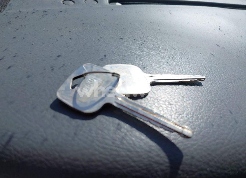 Photo 11 of 2002 Toyota Camry LE (VIN 4T1BE32K22U007923)