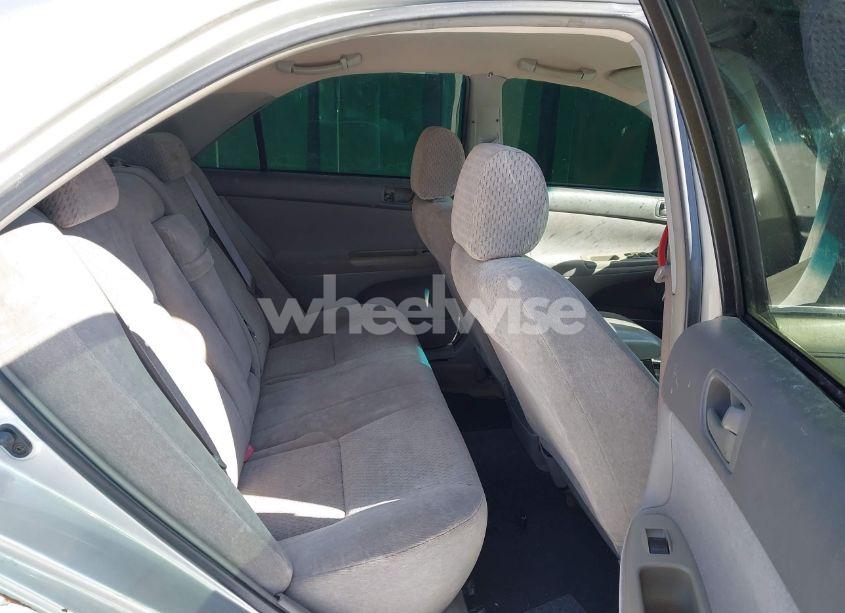 Photo 8 of 2002 Toyota Camry LE (VIN 4T1BE32K22U007923)