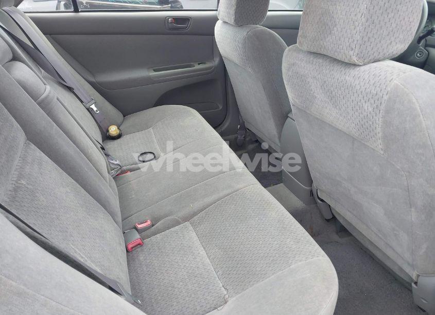 Photo 8 of 2002 Toyota Camry LE (VIN 4T1BE32K22U025242)