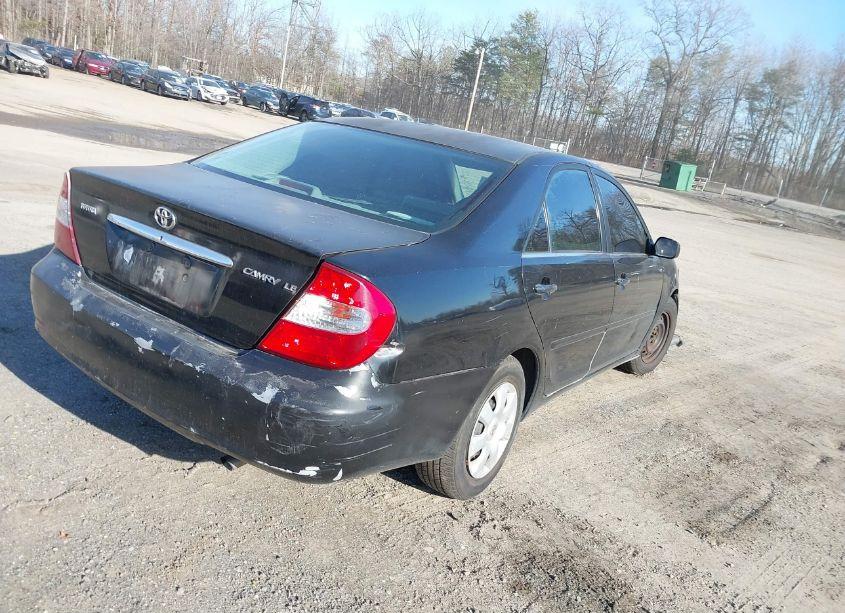 Photo 4 of 2002 Toyota Camry LE (VIN 4T1BE32K22U064803)