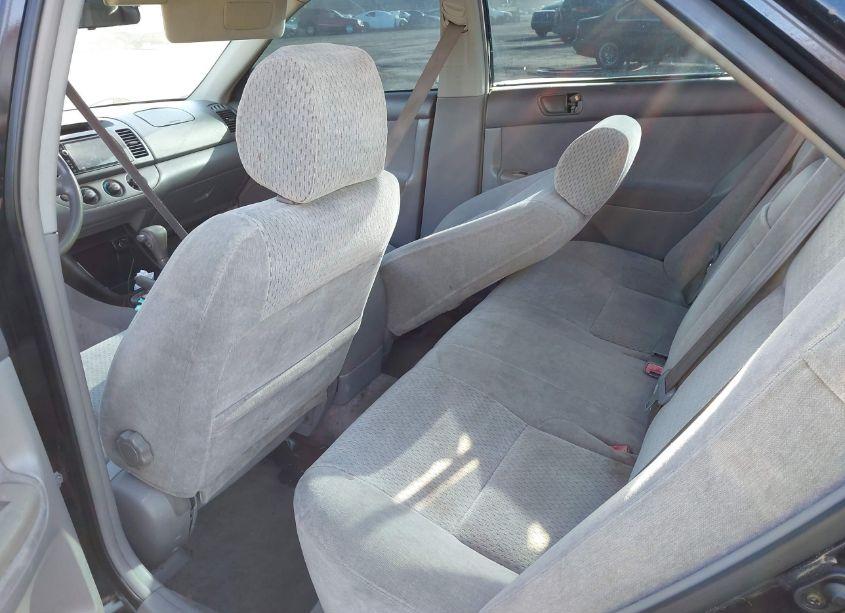 Photo 8 of 2002 Toyota Camry LE (VIN 4T1BE32K22U064803)
